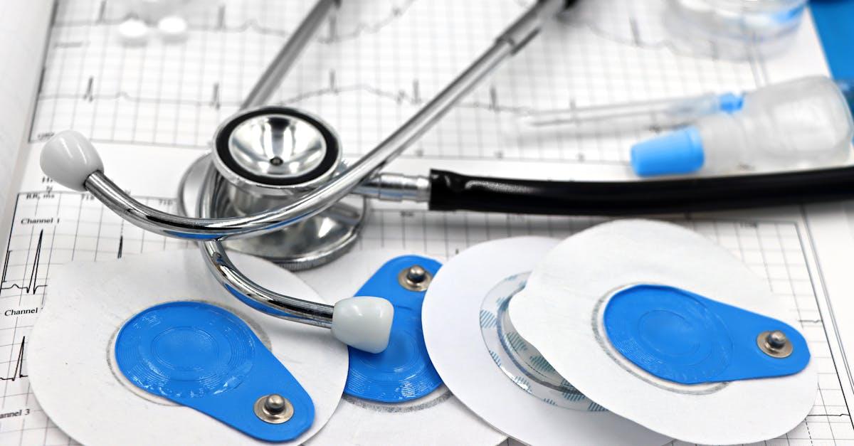 Checklista przed EKG: jak się przygotować, by badanie było szybkie i miarodajne